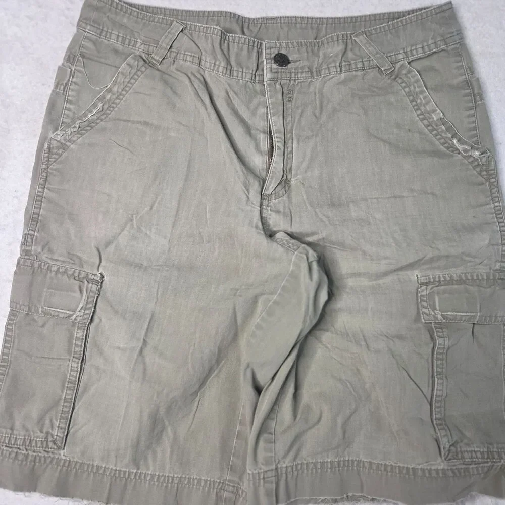 Patagonia Organic Cotton Cargo Shorts Men's Size 33 Khaki Hiking Utility